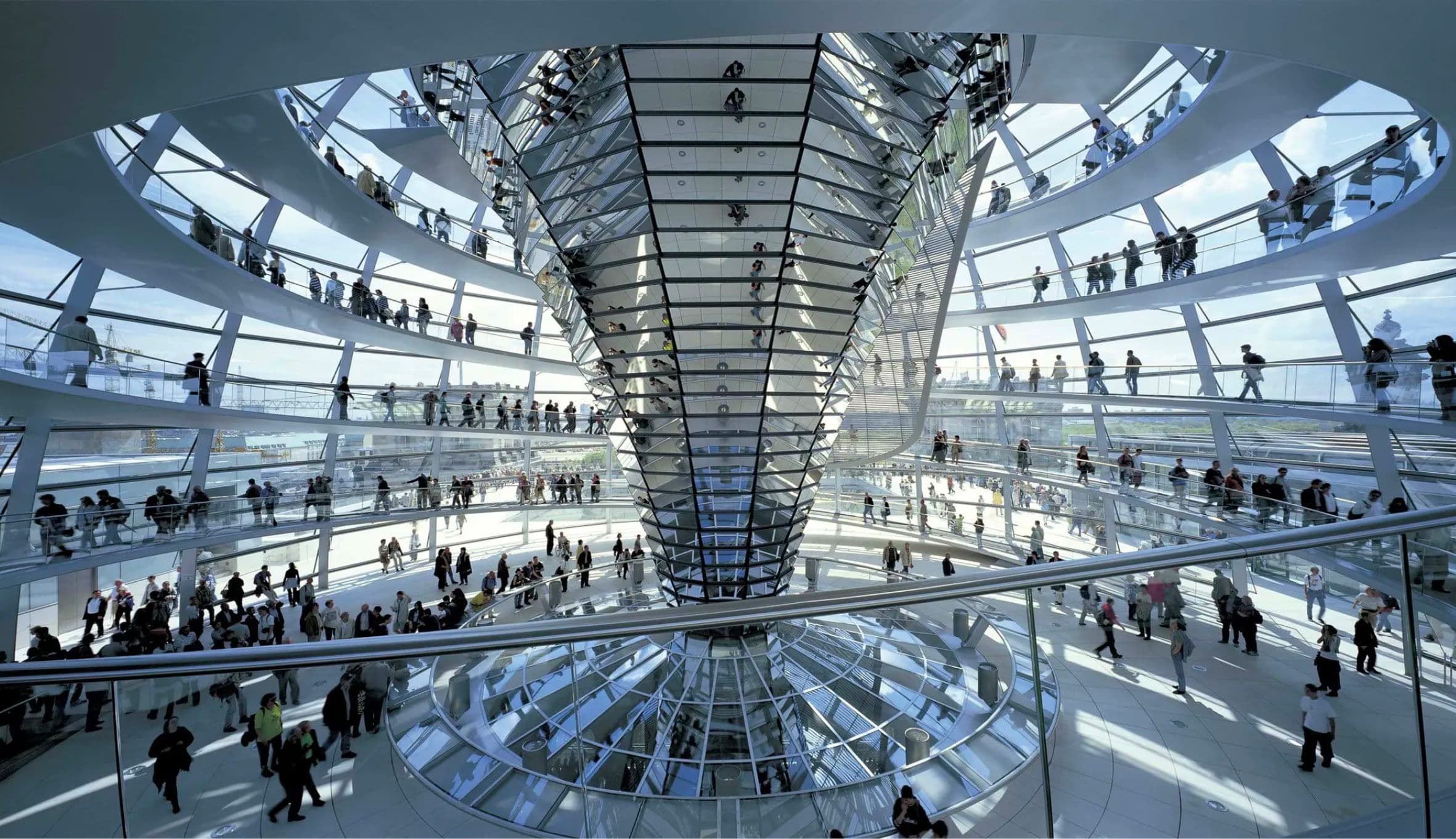 Norman Foster photo